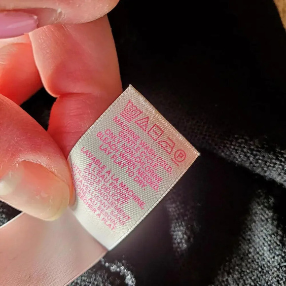 Victoria's Secret Black Women's Cropped Open Back Tank Top Size Large EUC - Picture 11 of 15